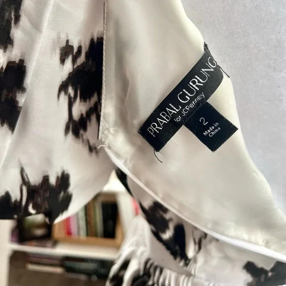 Prabal Gurung Black and White Puff Sleeve Mini Dress - Picture 7 of 7